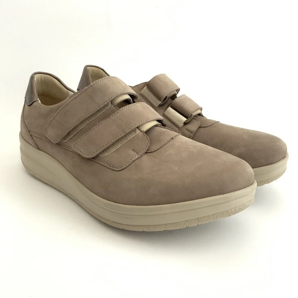Hartjes tan sneaker
